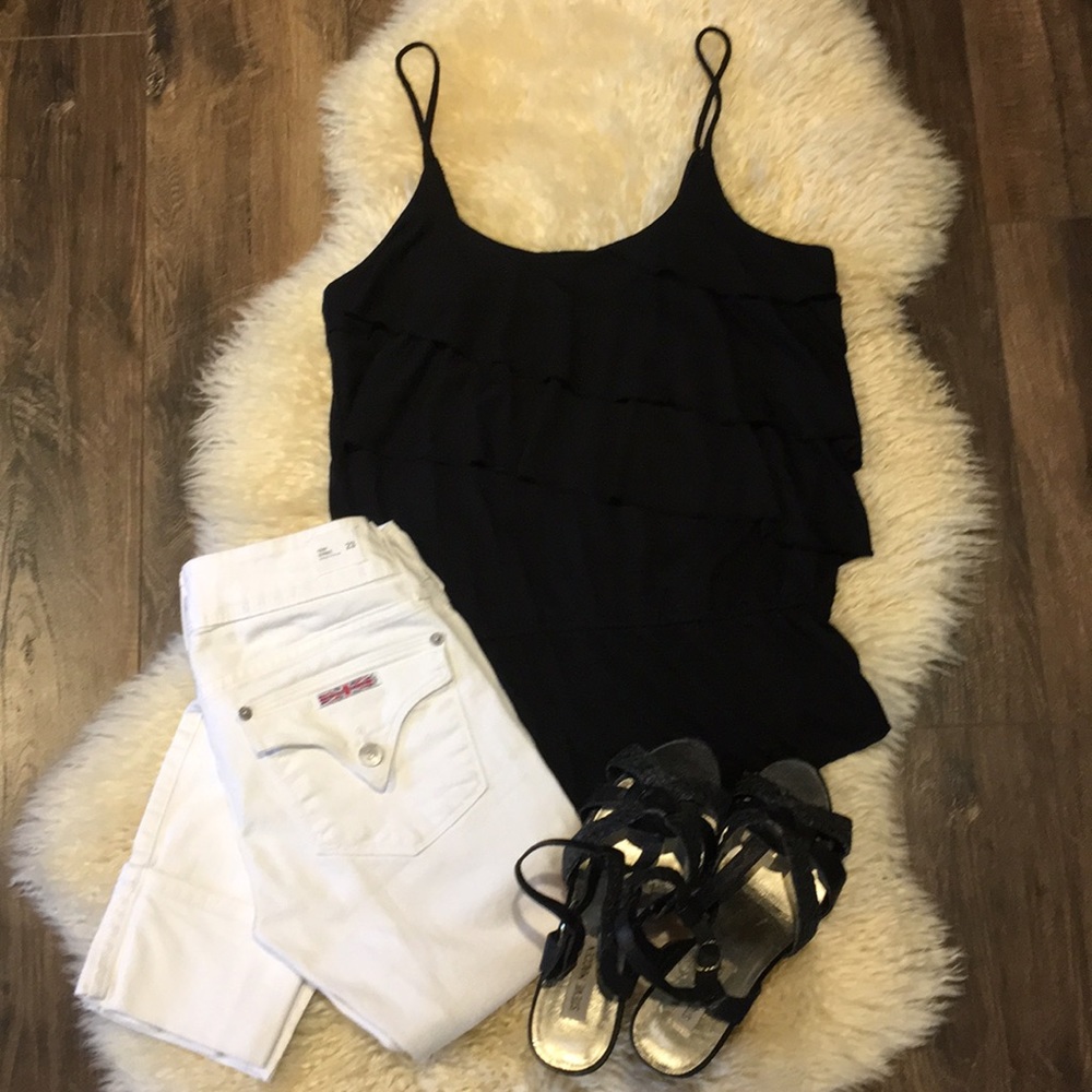 Black tank🖤